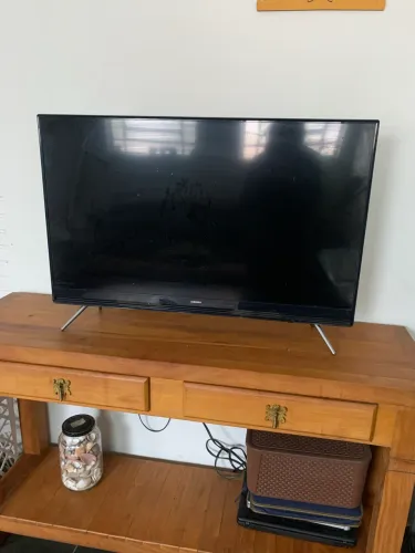 Vendo televisão Samsung smart led tv 40?