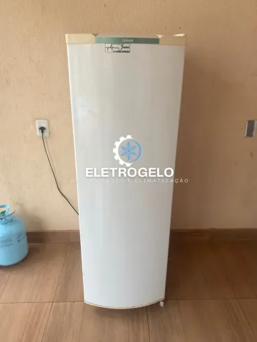 Geladeira cônsul palito