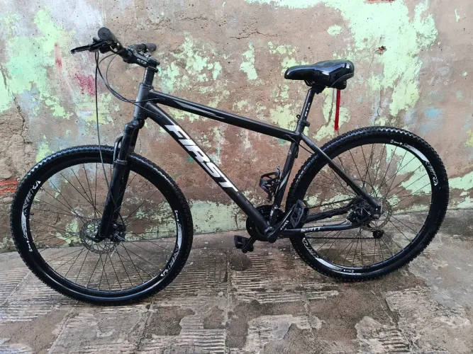 Bike aro 29 first TM. 19