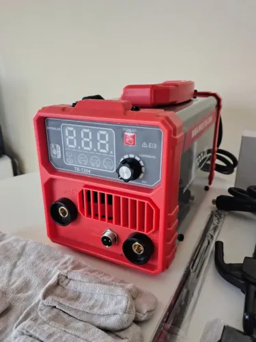 Máquina de Solda 3 em 1 MIG TIG MMA 200A Sem Gás - Potência Profissional Novo na Caixa
