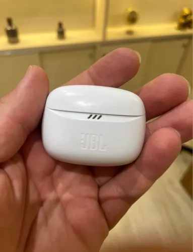 Vendo Fone Bluetooth JBL Tune Buds 2 Original - Branco (Sem Marcas de Uso + Caixa!) ?