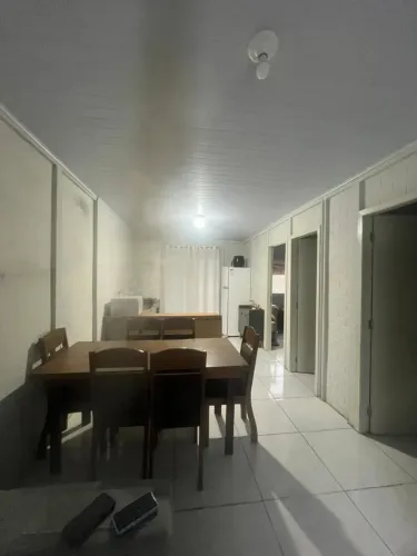 # Casa Geminada com 2 Dormitórios, 2 Vagas e Quintal Disponível em Outubro! **Valor da