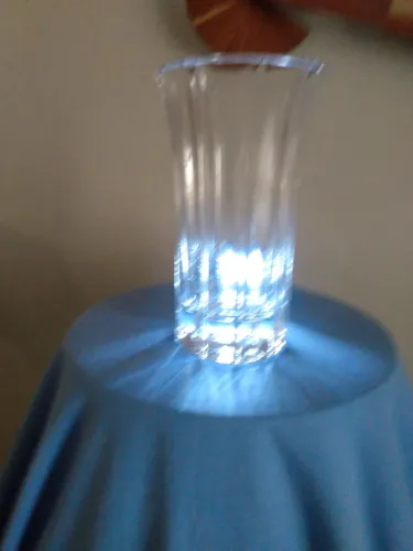 Vaso decorativo cristal .