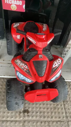 Moto elétrica até 6 anos 