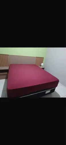 Vende cama queen