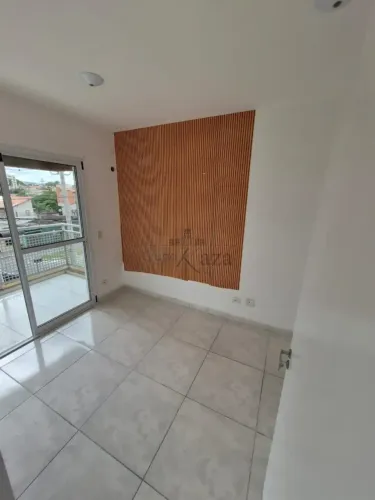 Apartamento Mobiliado - Centro - São José - 1 Dormitório - 34m² .