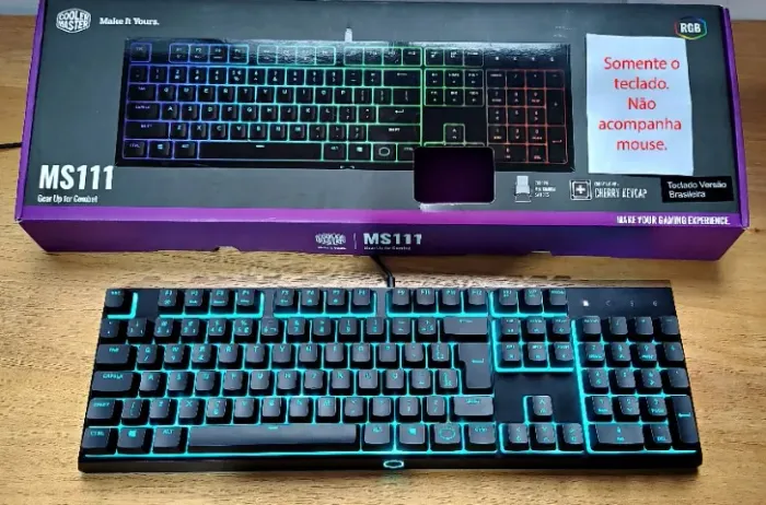 Teclado Gamer Retroiluminado RGB (customizável) com fio Coolermaster MS111 - Mem-chanical 