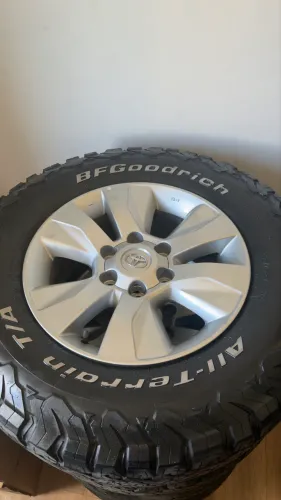 Vendo Rodas Originais Hilux - Aro 17