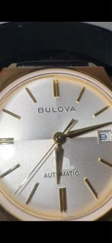 RELÓGIO BULOVA FRANK SINATRA AUTOMÁTICO MASCULINO EM COURO PRETO 97B243 