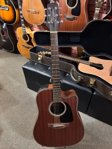 Violão Takamine gd11mce folk elétrico regulado cordas novas zerado ANALISO TROCAS