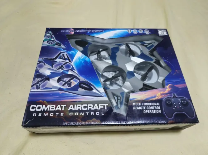 Drone Combat Aircraft na caixa 