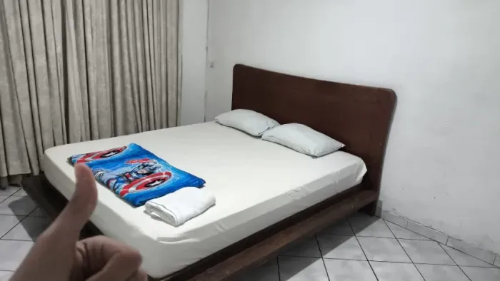 Cama em Madeira Sucupira Queen