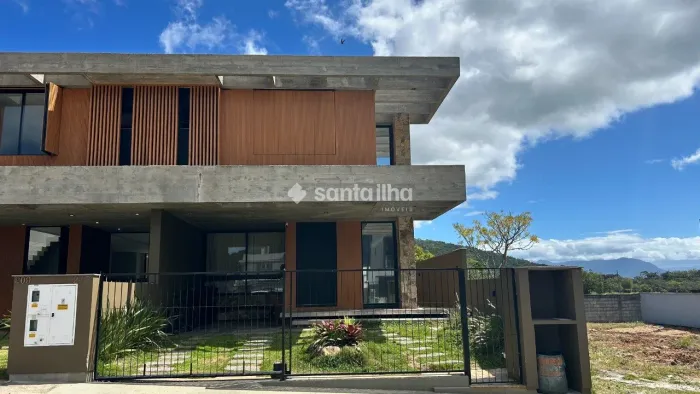 Casa com 3 dormitórios para vender ou alugar, 208 m² - Rio Tavares - Florianópolis/SC