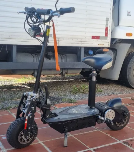 Scooter Patinete Two dogs 1000w Aceito trocas