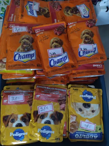 Sachês champ e pedigree 