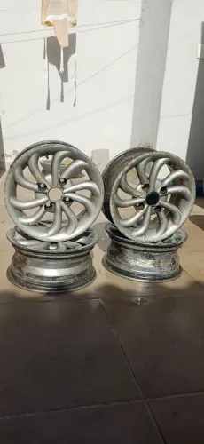 Rodas de liga universal aro 13
