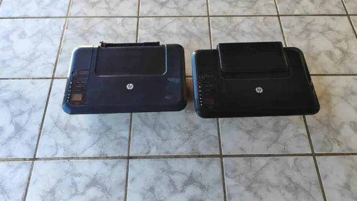 02 impressoras HP multifuncional ambas funcionando