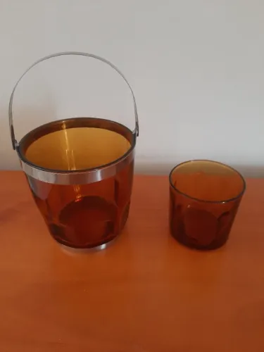 Balde de Gelo e Copo de Whisky Nadir Figueiredo
