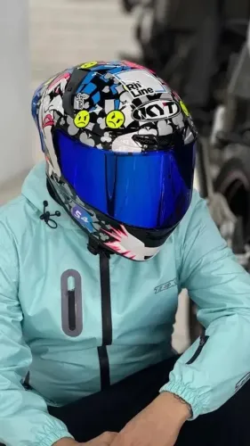 Capacete KYT tt course - Ricardo Rossi