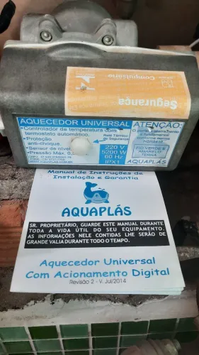 Vendo aquecedor para banheira/SPA, universal aquaplas 5200w 220v