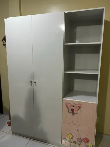 Guarda-roupa Kappesberg infantil 