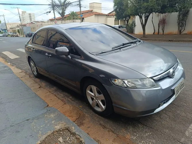 Honda Civic Sedan LXS 1.8/1.8 Flex 16V Mec. 4P 2007