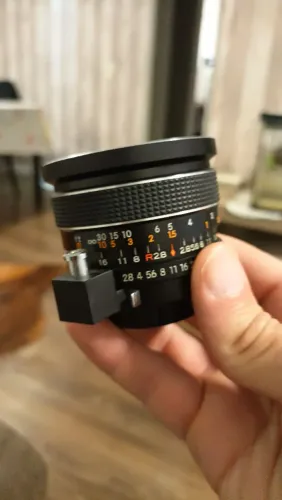 Lente Elicar 28mm f/2.8 p/ Câmeras (Ideal p/ Adaptação/Mirrorless) automática 