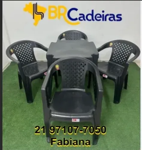 Jogo de mesa com poltronas telada