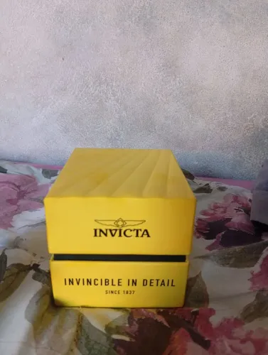 Invicta original novo na caixa sem usos