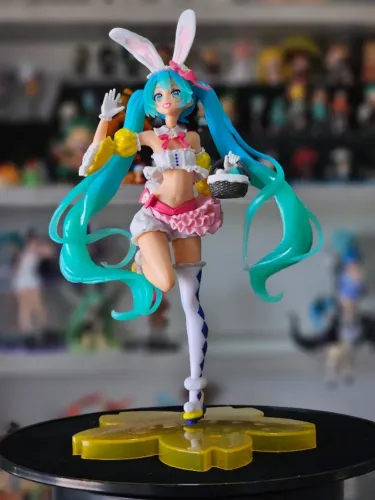 HATSUNE MIKU