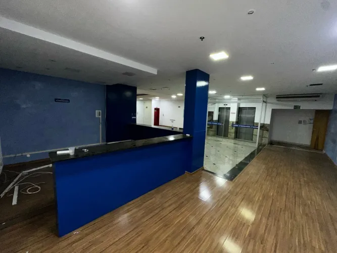 ALUGA-SE PRÉDIO COMERCIAL - 1.500m2 COM HABITE-SE  St. B Norte CNB 3 - Taguatinga, Brasil