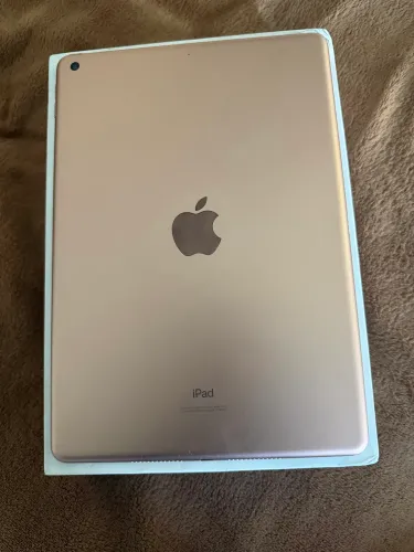 iPad 8ª Geração 32GB Wi-Fi Gold + Caixa Original