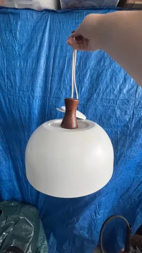 Lustre branco