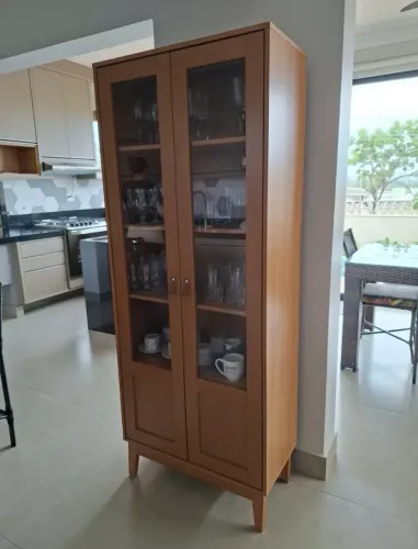 Cristaleira Nova Entrego e monto