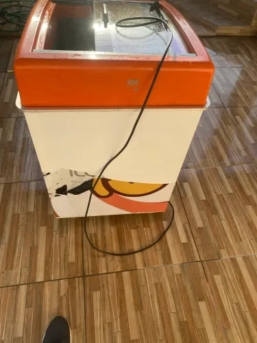 Freezer horizontal pra quem tem pouco espaço na sua loja 
