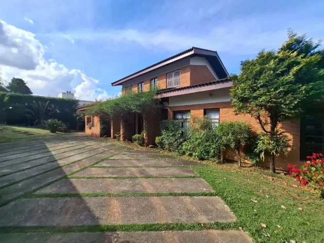 Casa com 6 dormitórios para alugar, 640 m² por R$ 14.950,00/mês - Jardim Mediterrâneo - Co