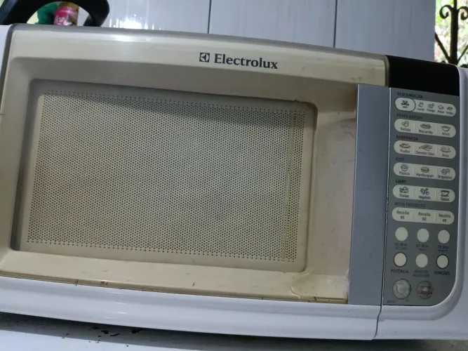 Microondas para retirar pecas