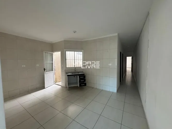 Mogi das Cruzes Casa Térrea com 3 Dorms, 1 Suíte e Terreno Amplo