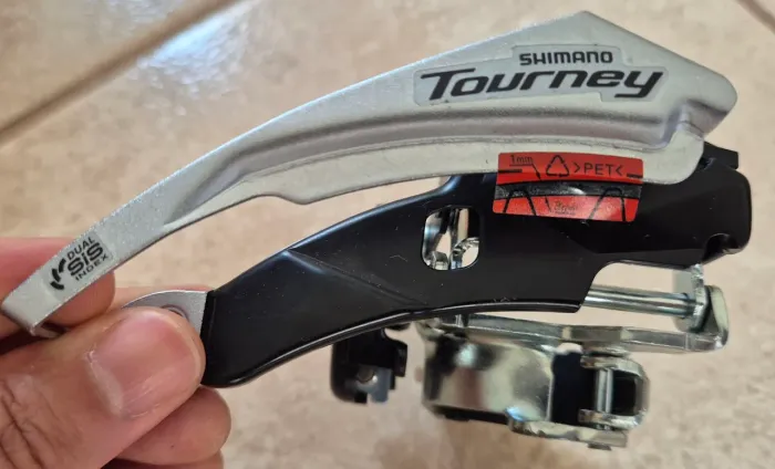 Cambio Tourney dianteiro e traseiro shimano