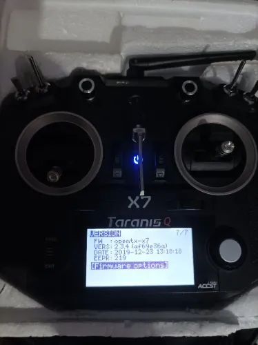 Rádio Taranis Q X7