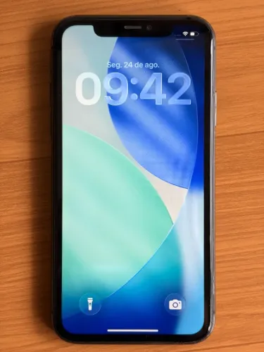 iPhone 11 64GB Preto - Bateria 100% - Muito bem conservado