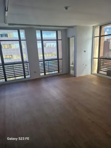 SALA COMERCIAL PARA ALUGAR | ILHA DO LEITE