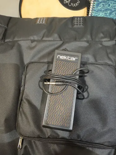 Pedal de expressão nektar