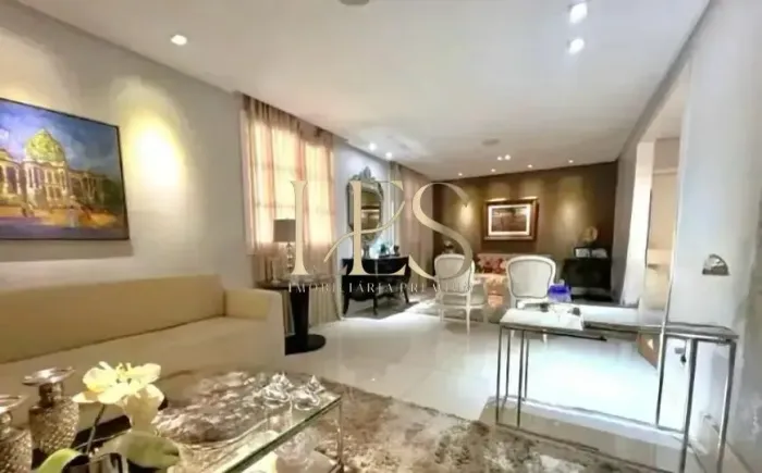 Linda Casa á venda com Piscina 4 Quartos em Mata da Praia - Vitória ES