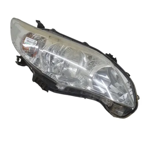 Farol Direito Toyota Corolla 1.8 2014 C/detalhes  Direito/passageiro