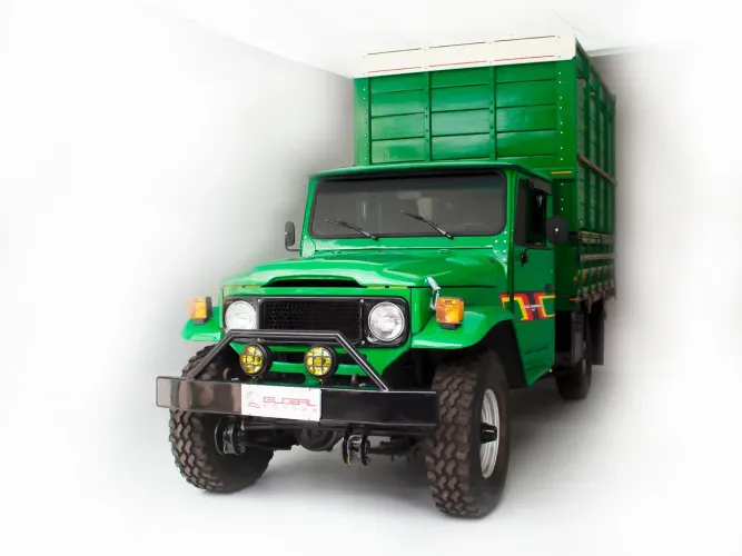 Toyota Band. Jipe 4X4 Sport 3.7 Diesel 1988