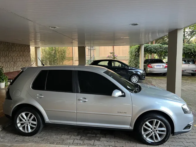 Volkswagen Golf Sportline 1.6 MI Total Flex 8V 4P 2011