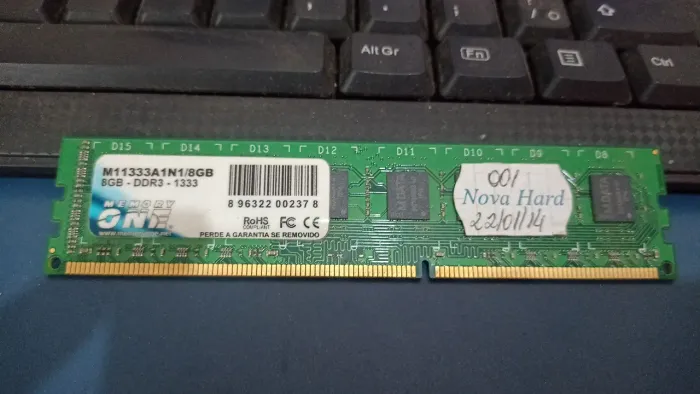 Memória RAM 8 GB DDR3 1333 GHZ