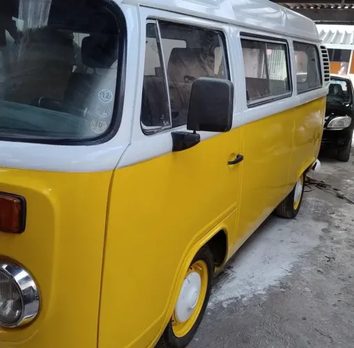 Volkswagen Kombi Standard/ Luxo/ Serie Prata 2000