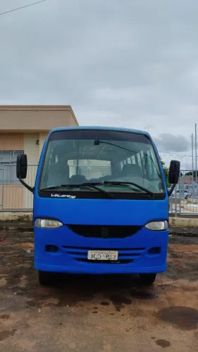 Microônibus Marco Polo Volare em leilão público